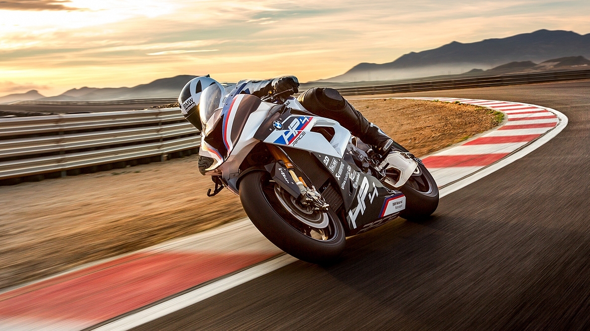 Мотоцикл bmw hp4 race. Смотреть фото Мотоцикл bmw hp4 race. Смотреть картинку Мотоцикл bmw hp4 race. Картинка про Мотоцикл bmw hp4 race. Фото Мотоцикл bmw hp4 race